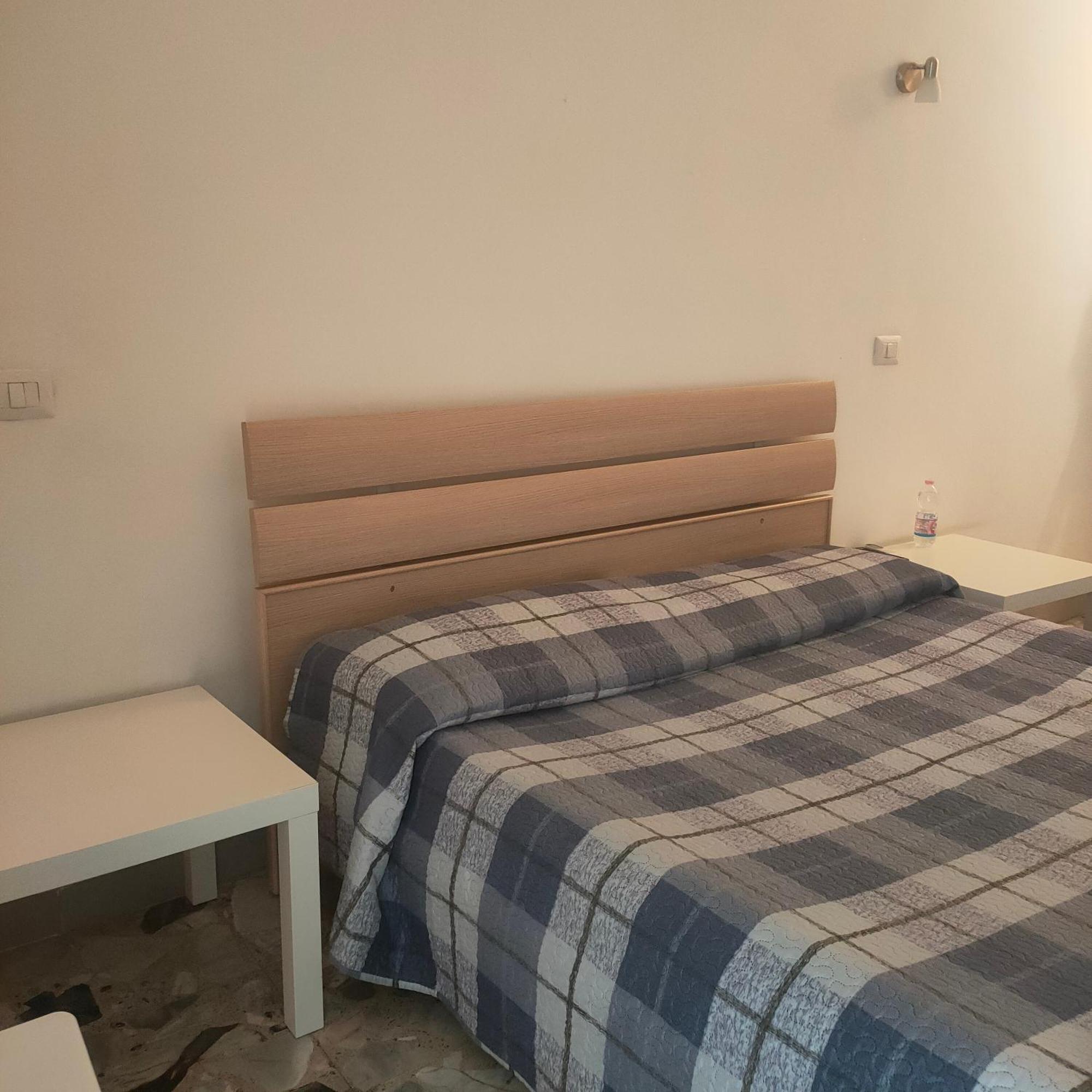 Catania Airport Room Bagno Privato In Camera Eksteriør billede
